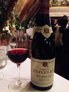 Joseph Faiveley Bourgogne Pinot Noir 2010