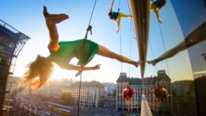 Backstage at The Utah Arts Festival 2018: BANDALOOP raises vertical dance bar…